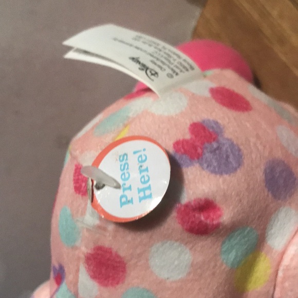 New!  Talking n crawling Minnie Mouse doll  about 10”-7”.  Perfect condition - Picture 3 of 9